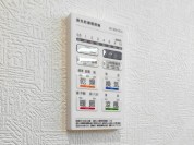【浴室乾燥機操作パネル】