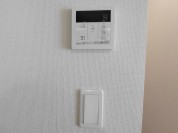 【給湯器操作パネル】