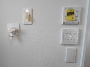 【洗濯機用水栓、浴室乾燥機・空調操作パネル】