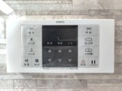 【給湯器操作パネル】