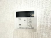 【給湯器リモコン】