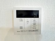 【給湯器リモコン】