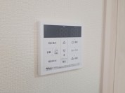 【給湯器リモコン】