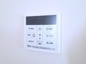 【給湯器リモコン】