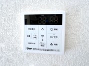 【給湯器リモコン】