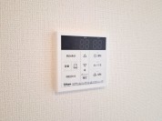 【給湯器リモコン】