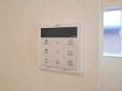 【給湯器リモコン】