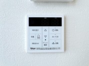 【給湯器リモコン】