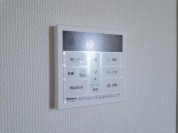 【給湯器リモコン】