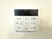【給湯器リモコン】