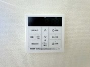【給湯器リモコン】