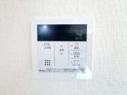 【給湯器リモコン】