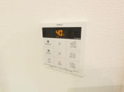 【給湯器リモコン】