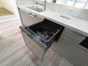 【食器洗浄乾燥機】