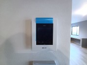 【TVモニター付きインターフォン】
