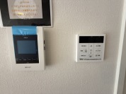 【TVモニター付きインターホン・給湯器リモコン】