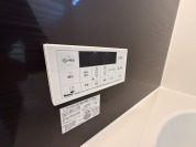 【給湯器リモコン】