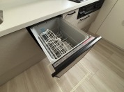 【食器洗浄乾燥機】