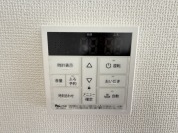 【給湯器リモコン】