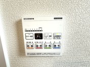 【空調機リモコン】