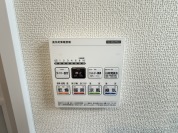 【空調機リモコン】