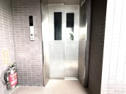 【エレベーター】