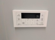【給湯器リモコン】