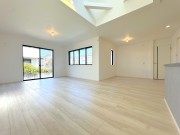 千葉市花見川区作新台３期　新築戸建　全１棟【新築一戸建て】