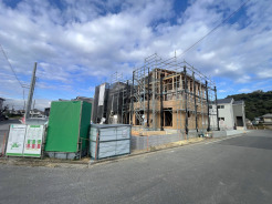 東側 約6.0ｍ 公道