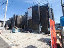 １３号棟　建築中