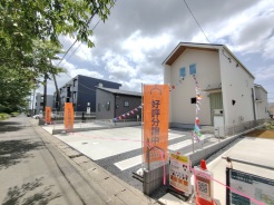 北東側 約4.5ｍ 公道