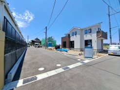 北東側 約6.0ｍ 公道