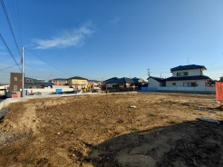 建築条件付き売地３区画