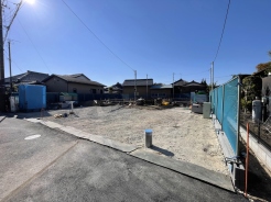 東側 約3.6ｍ 市道