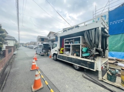 東側 約6.1ｍ 公道