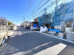 北東側 約6.0ｍ 公道