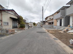 北西側 約6.2ｍ 公道