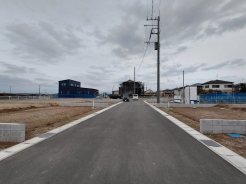 分譲地中央 約6.0m 公道