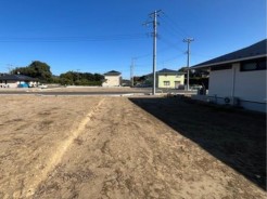 建築条件なし売地　７号地