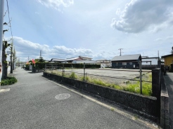 整備された歩道あり