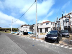 全棟 前面道路
