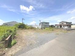 敷地広々116坪！駐車場や広いお庭も確保できます！