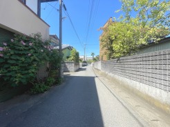 接道状況：東側約4ｍ公道