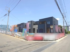 現況：外構工事中