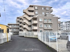 ご内見はもちろん、まずは資料だけ…という方もお気軽にお問い合わせください！