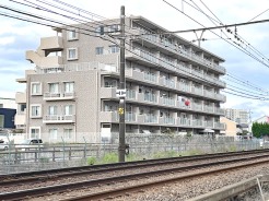 内装リフォーム済み、内見可能です！