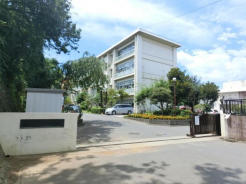 佐倉市立上志津中学校