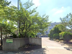 八千代市立村上東中学校