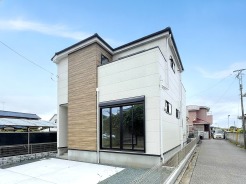 千葉市花見川区三角町