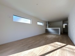 吉川市新栄２丁目